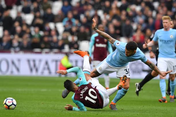 在关键比赛 在关键比赛