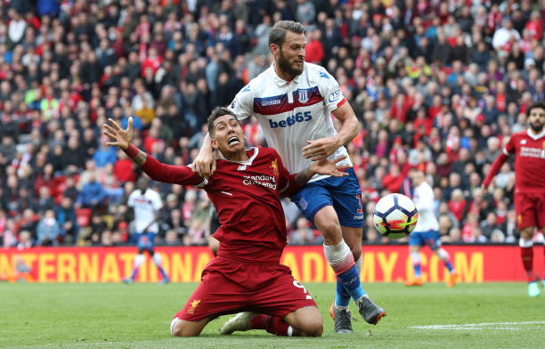 相比之下 相比之下