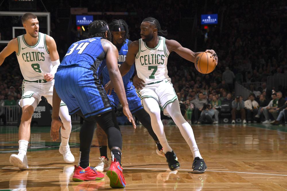 站位差一步 站位差一步