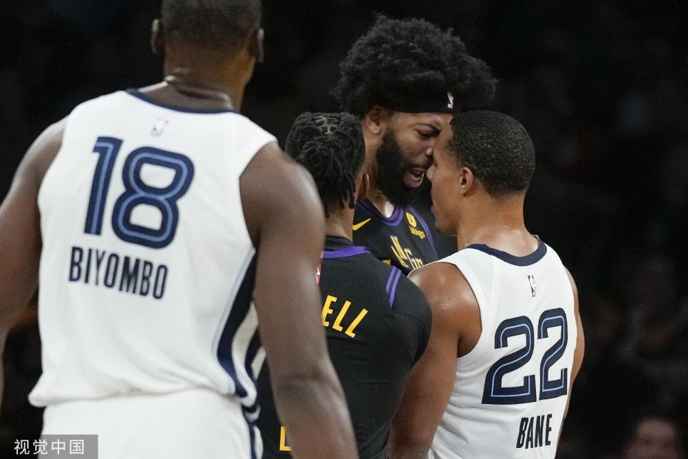 他在租住的 他在租住的